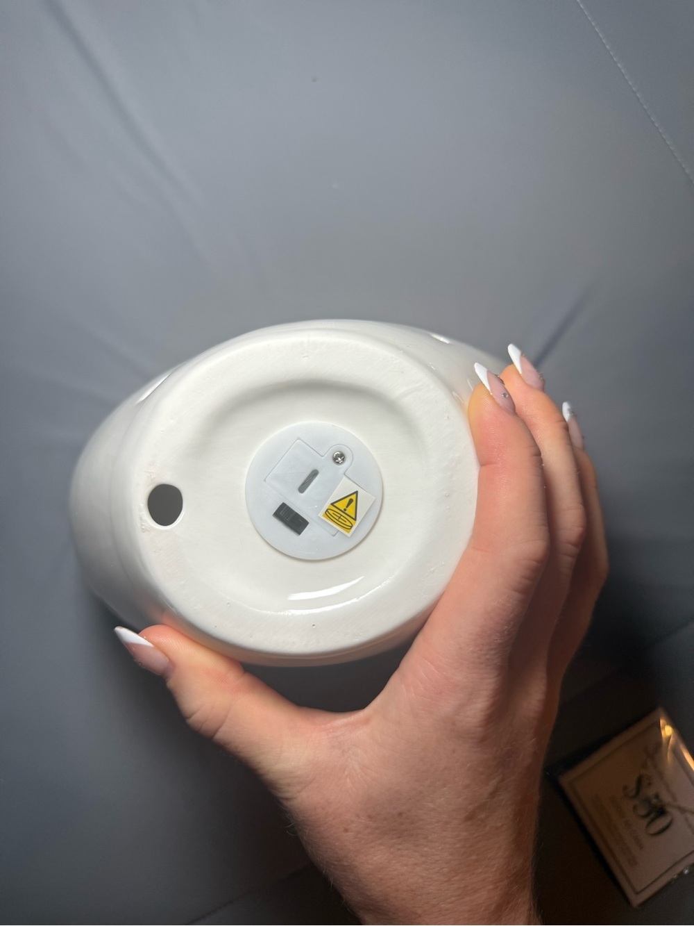 Cracker Barrel Light Up Ceramic Heart White with Cutout Hearts Night Light - Picture 7 of 9